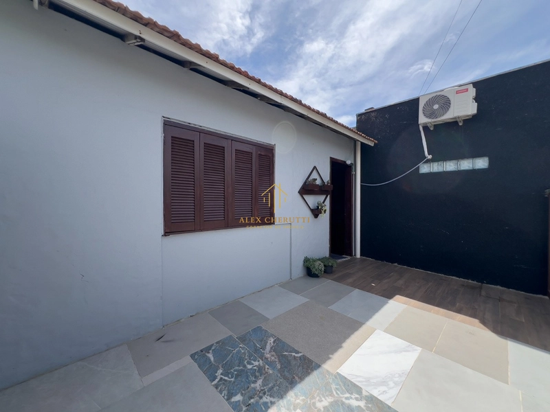 Casa + sala comercial à venda em Noiva do Mar: 3ª foto da galeria de imagens do imóvel