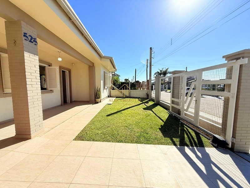 Casa à venda na praia de Noiva do Mar, 3 dormitórios: 2ª foto da galeria de imagens do imóvel