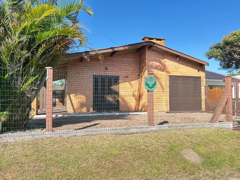 Casa à venda em Rainha do Mar, 2 dormitórios: 2ª foto da galeria de imagens do imóvel