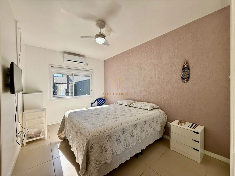 Linda casa à venda na praia de Atlântida Sul, 5 dormitórios: 24ª foto da galeria de imagens do imóvel