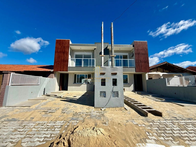 Lindos sobrados geminados novos em Atlântida Sul, 3 dormitórios: 1ª foto da galeria de imagens do imóvel