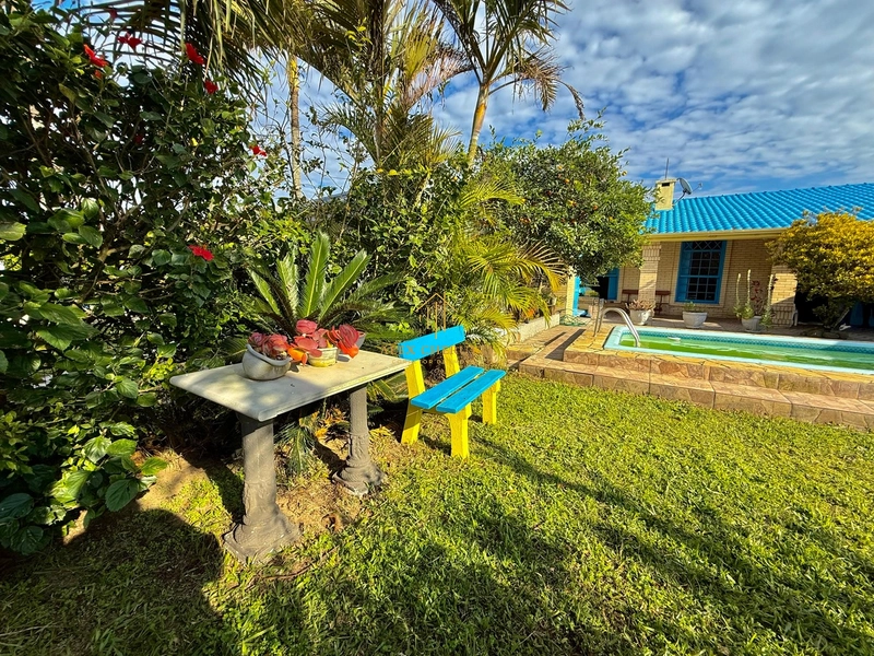 Bela casa com 4 dormitórios em Noiva do Mar: 8ª foto da galeria de imagens do imóvel