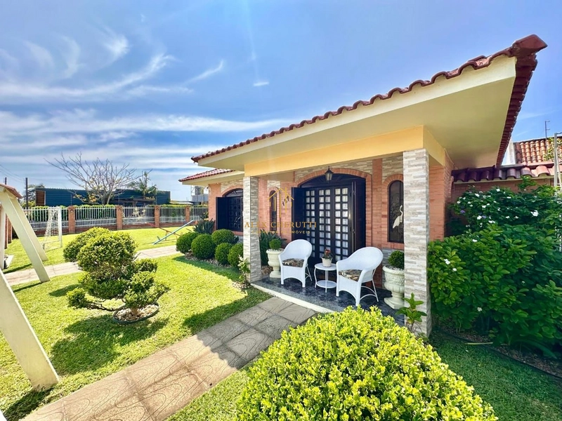 Casa com 2 terrenos na Praia de Arpoador, 3 dormitórios: 2ª foto da galeria de imagens do imóvel