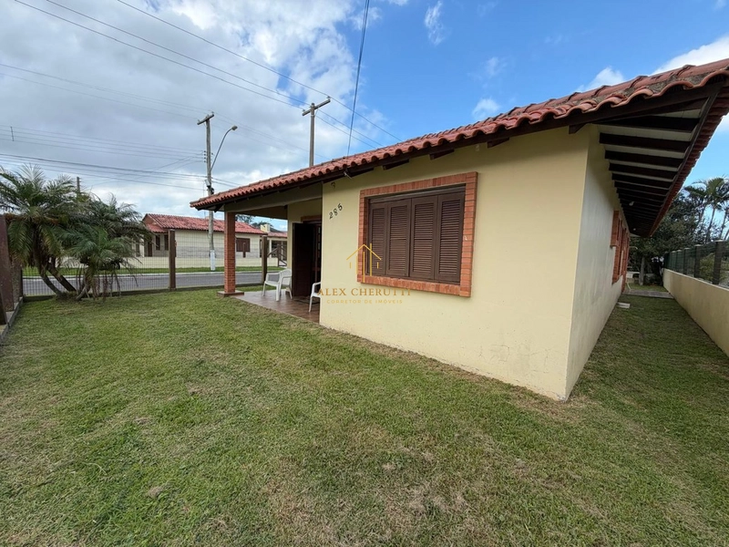 Casa à venda na praia de Atlântida Sul, 4 dormitórios: 7ª foto da galeria de imagens do imóvel