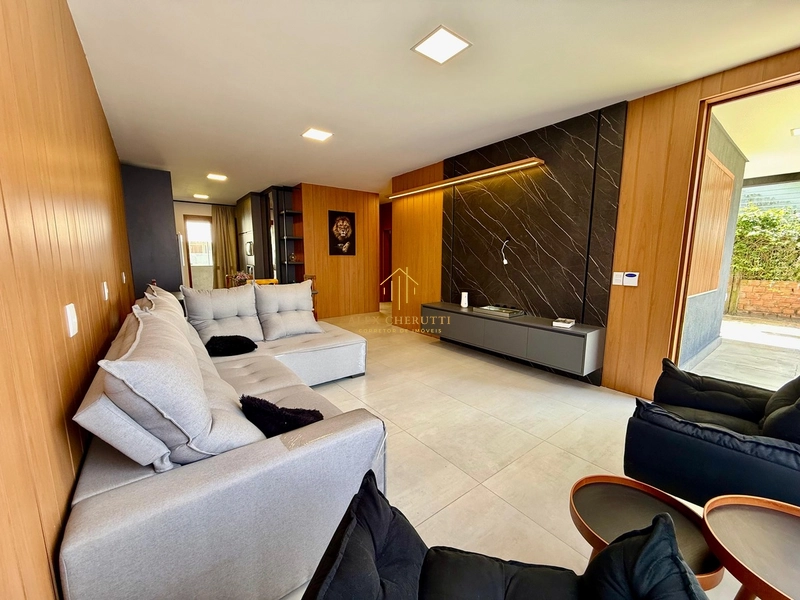 Linda casa em localização privilegiada na praia de Rainha do Mar: 4ª foto da galeria de imagens do imóvel