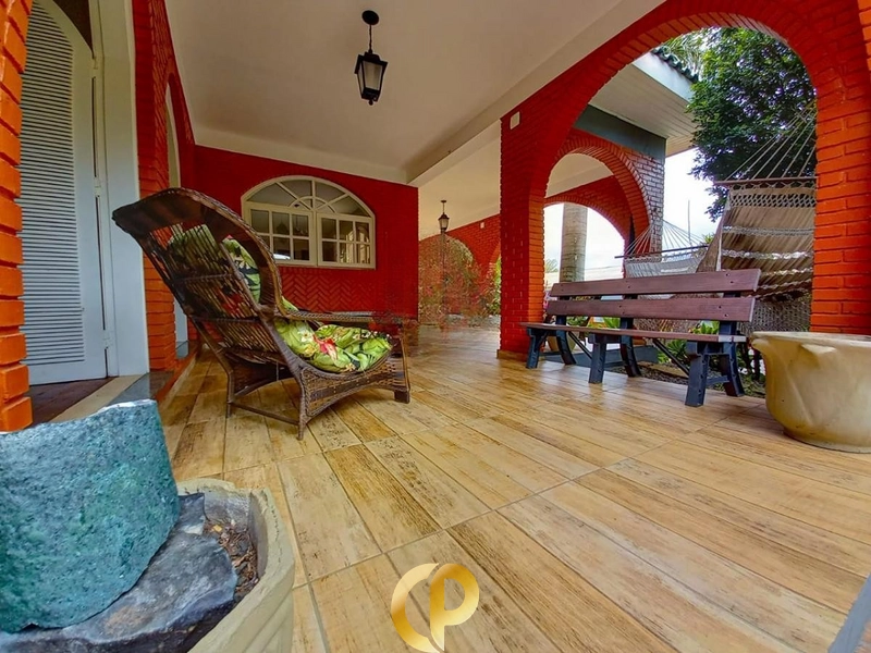 🏡 Casa com 700m², 4 suítes, piscina aquecida, campo de futebol e área de lazer completa! ✨: 4ª foto da galeria de imagens do imóvel