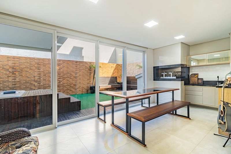 🏡 Casa mobiliada no Alphaville Gravataí com 4 suítes, Jacuzzi e energia solar! ✨: 10ª foto da galeria de imagens do imóvel