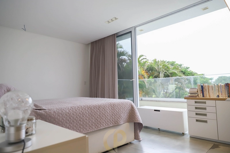Casa completa com 5 suítes e espaços amplos para toda a família: 16ª foto da galeria de imagens do imóvel