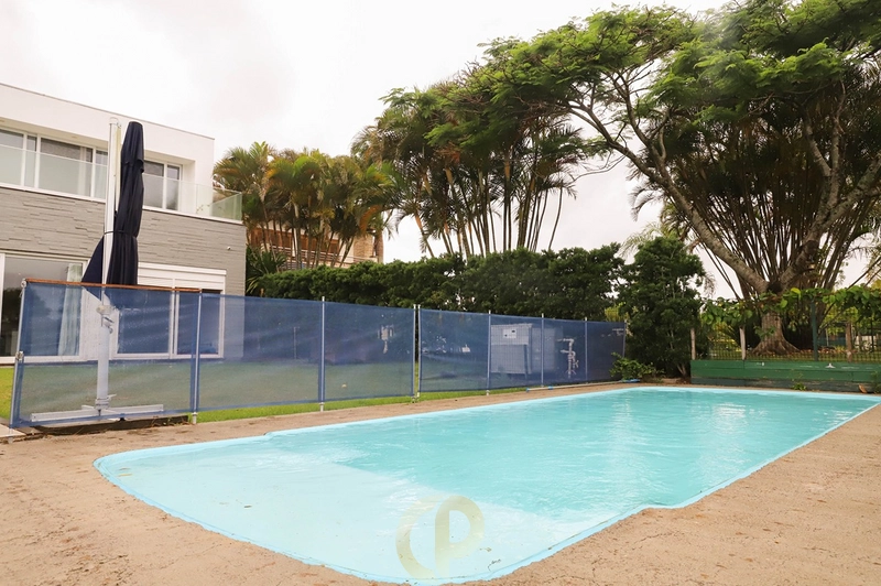 Casa completa com 5 suítes e espaços amplos para toda a família: 7ª foto da galeria de imagens do imóvel