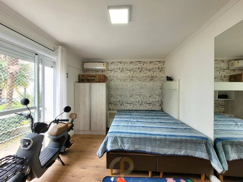 Casa completa, charmosa e pensada nos detalhes com piscina, lareira e dois acessos que facilitam o teu dia a dia!: 4ª foto da galeria de imagens do imóvel