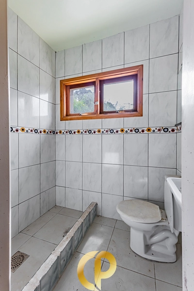 🏡 Casa clássica com 350m², 5 dormitórios, pé-direito duplo e ótima localização! ✨: 27ª foto da galeria de imagens do imóvel