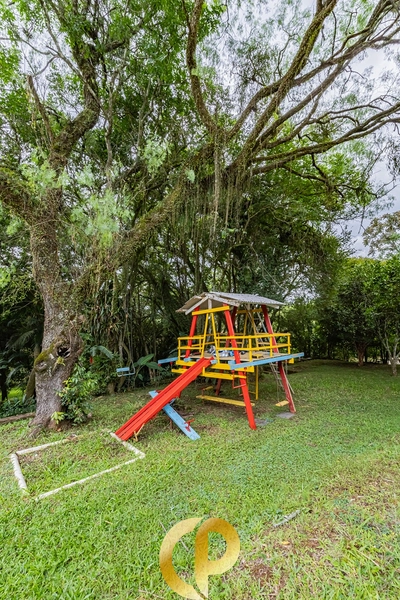 🏡 Casa clássica com 350m², 5 dormitórios, pé-direito duplo e ótima localização! ✨: 37ª foto da galeria de imagens do imóvel