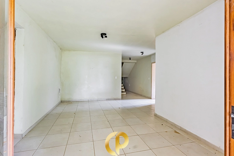 🏡 Casa clássica com 350m², 5 dormitórios, pé-direito duplo e ótima localização! ✨: 32ª foto da galeria de imagens do imóvel