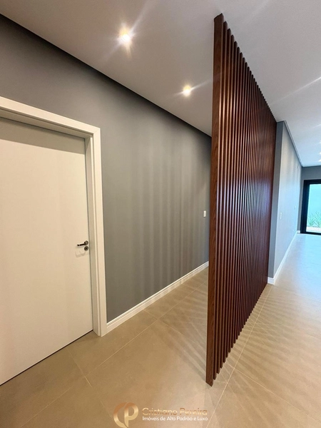 🏡 Casa de Alto Padrão em Condomínio Cyrela com Arquitetura Moderna e Acabamentos Premium: 6ª foto da galeria de imagens do imóvel