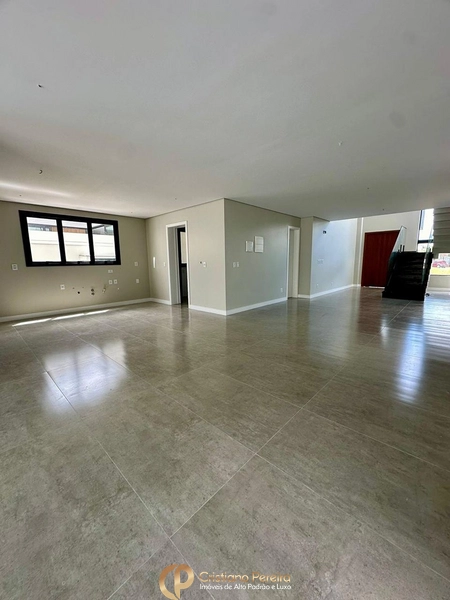 ✨ Sobrado de Alto Padrão no Centro de Gravataí – 245m² ✨: 9ª foto da galeria de imagens do imóvel