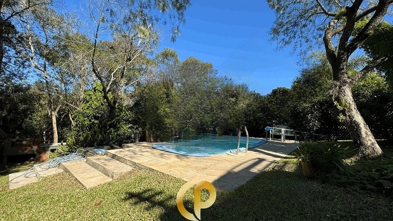🌿 Casa rústica em meio à natureza com 300m², 3 dormitórios e terreno de 2.587m²! 🏡✨: 9ª foto da galeria de imagens do imóvel
