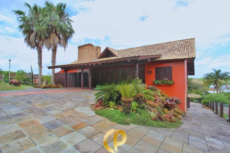 🏡 Casa mobiliada com vista panorâmica, piscina 5x12, campo de futebol e área de lazer completa! ✨: 1ª foto da galeria de imagens do imóvel