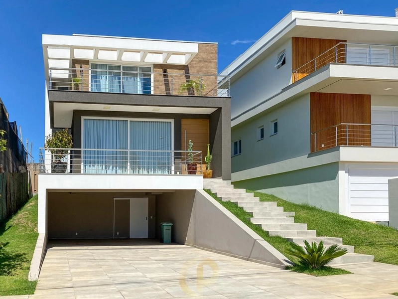 🏡 Casa moderna e integrada com 300m², sacadas, espaço gourmet e piscina.: 1ª foto da galeria de imagens do imóvel