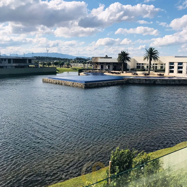 ✨ Residência exclusiva com 6 suítes no Condomínio Enseada — sofisticação em cada detalhe: 13ª foto da galeria de imagens do imóvel