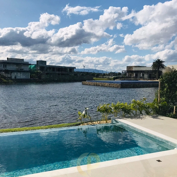 ✨ Residência exclusiva com 6 suítes no Condomínio Enseada — sofisticação em cada detalhe: 19ª foto da galeria de imagens do imóvel