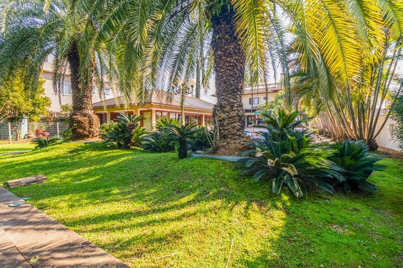 Sobrado encantador com 6 suítes no Alphaville na fase 1: 9ª foto da galeria de imagens do imóvel