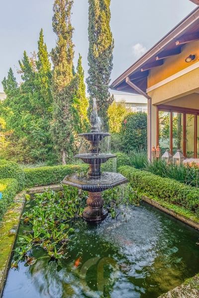 Sobrado encantador com 6 suítes no Alphaville na fase 1: 2ª foto da galeria de imagens do imóvel