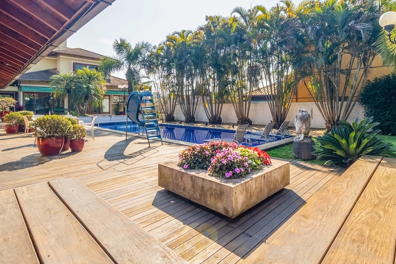 Sobrado encantador com 6 suítes no Alphaville na fase 1: 8ª foto da galeria de imagens do imóvel