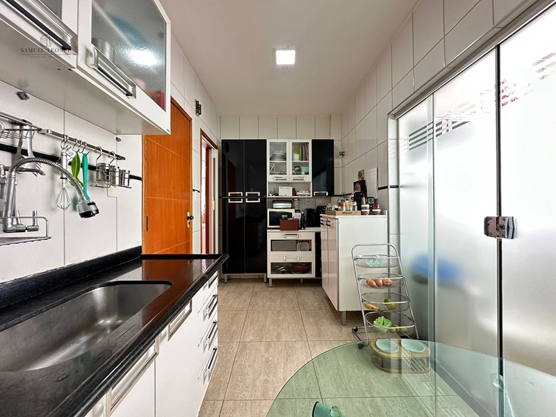 Apartamento Com Todos Planejados de Três Quartos Um Suíte e Com Duas Vaga de Garagem no Bairro Vale do Ipê Juiz de Fora MG: 24ª foto da galeria de imagens do imóvel