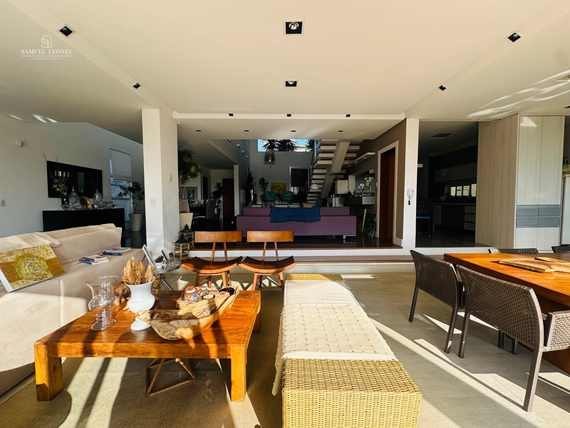 Casa duplex com 3 suítes, piscina e área gourmet à venda no Condomínio Spina Ville I – São Pedro – Juiz de Fora  R$ 1.790.000,00: 52ª foto da galeria de imagens do imóvel