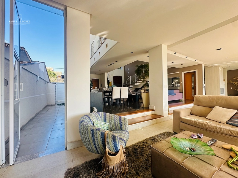 Casa duplex com 3 suítes, piscina e área gourmet à venda no Condomínio Spina Ville I – São Pedro – Juiz de Fora  R$ 1.790.000,00: 54ª foto da galeria de imagens do imóvel