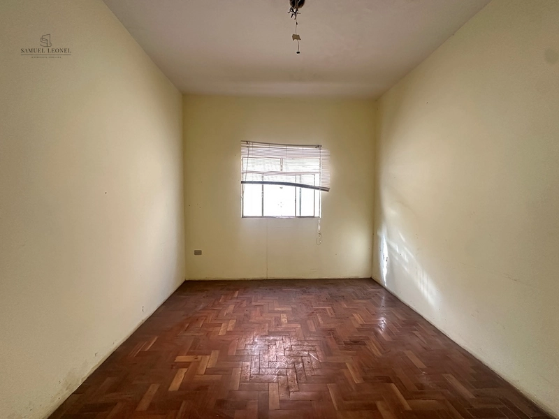 Casa com três quartos e uma vaga de garagem com quintal e sobrado em construção com entrada independente a venda no Bairu Juiz de Fora MG  por 470.000,00: 15ª foto da galeria de imagens do imóvel