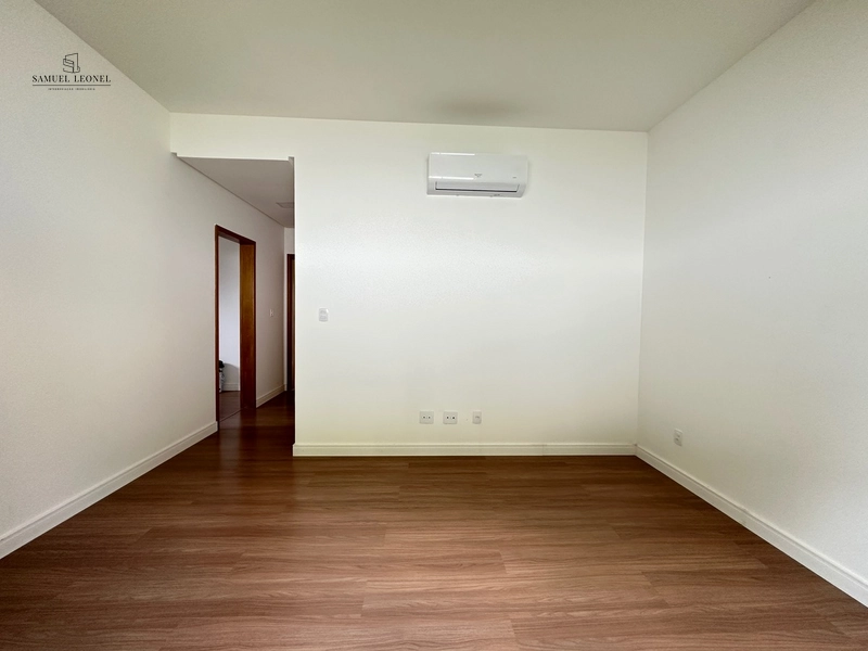 Casa linear a venda no condomínio fechado residencial alvim: 9ª foto da galeria de imagens do imóvel
