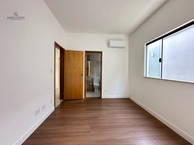Casa linear a venda no condomínio fechado residencial alvim: 5ª foto da galeria de imagens do imóvel