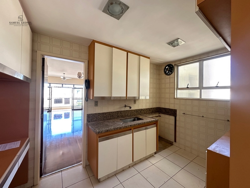 Apartamento com 3 quartos 1 suite e varanda à venda no centro de JF: 4ª foto da galeria de imagens do imóvel