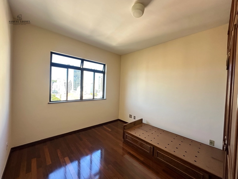 Apartamento com 3 quartos 1 suite e varanda à venda no centro de JF: 6ª foto da galeria de imagens do imóvel