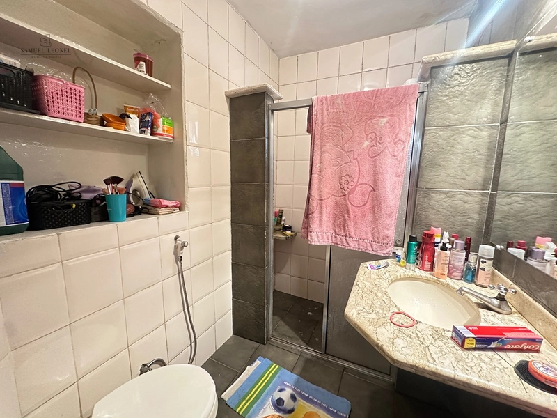 Casa antiga de quatro quartos a venda na principal rua do centro da cidade de Juiz de Fora MG : 11ª foto da galeria de imagens do imóvel