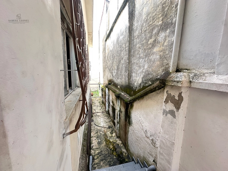Casa antiga de quatro quartos a venda na principal rua do centro da cidade de Juiz de Fora MG : 7ª foto da galeria de imagens do imóvel