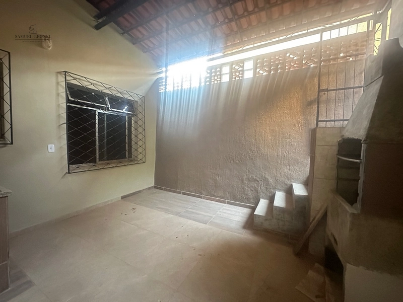 Casa com três amplos quartos dois banheiros, vaga de garagem e quintal a venda no bom pastor por 590.000,00: 10ª foto da galeria de imagens do imóvel