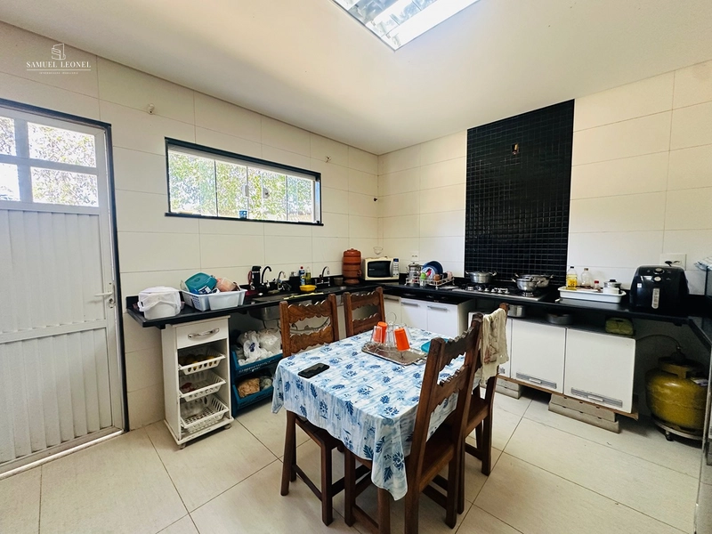 Casa à Venda no Parque das Palmeiras com 5 Quartos 2 Suítes Piscina e Área Gourmet em Juiz de Fora: 22ª foto da galeria de imagens do imóvel