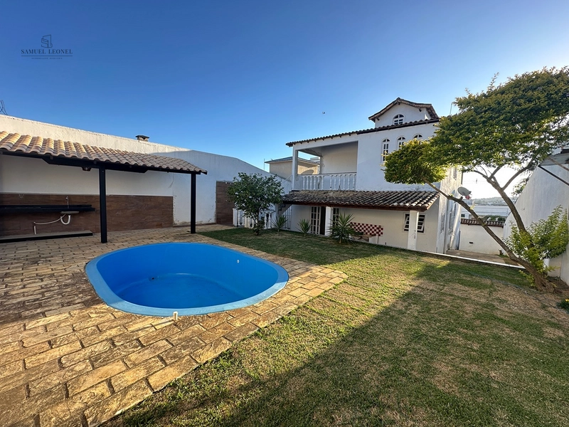 Casa duplex com três quartos três salas varanda grande à venda no bairro aeroporto : 6ª foto da galeria de imagens do imóvel