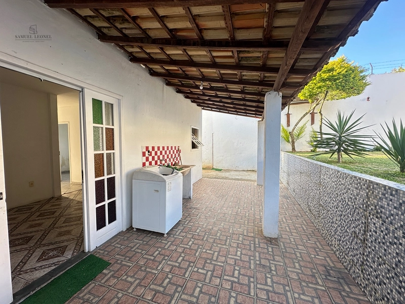 Casa duplex com três quartos três salas varanda grande à venda no bairro aeroporto : 7ª foto da galeria de imagens do imóvel