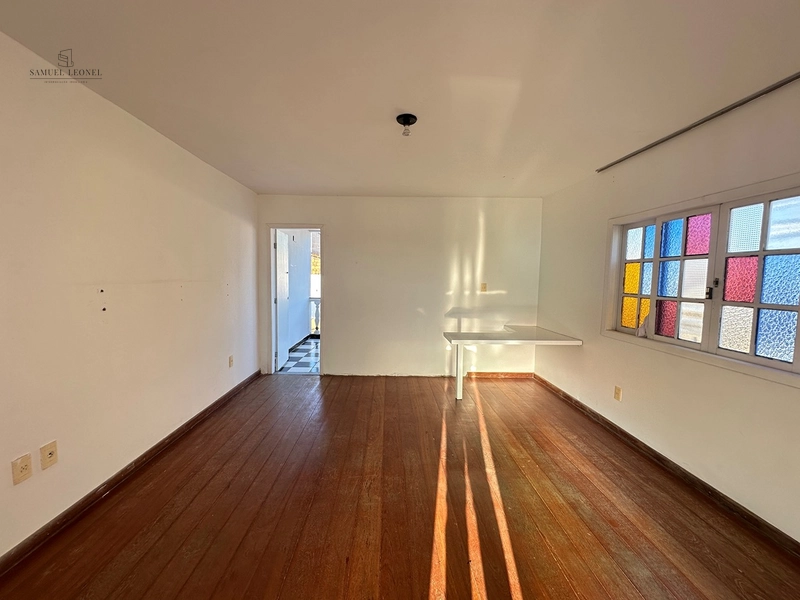 Casa duplex com três quartos três salas varanda grande à venda no bairro aeroporto : 23ª foto da galeria de imagens do imóvel