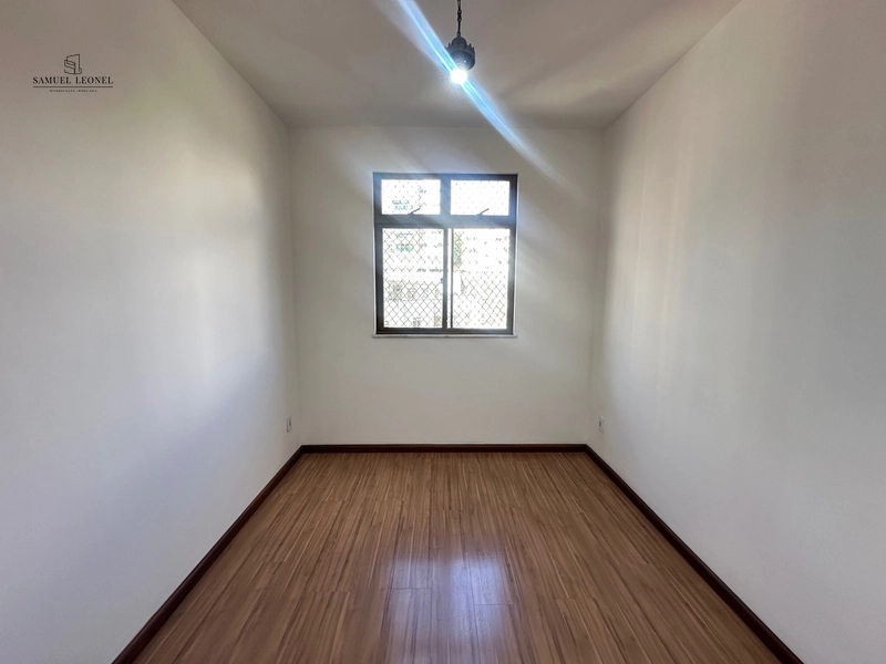 Apartamento 2 quartos e um banheiro com elevador e vaga de garagem: 3ª foto da galeria de imagens do imóvel