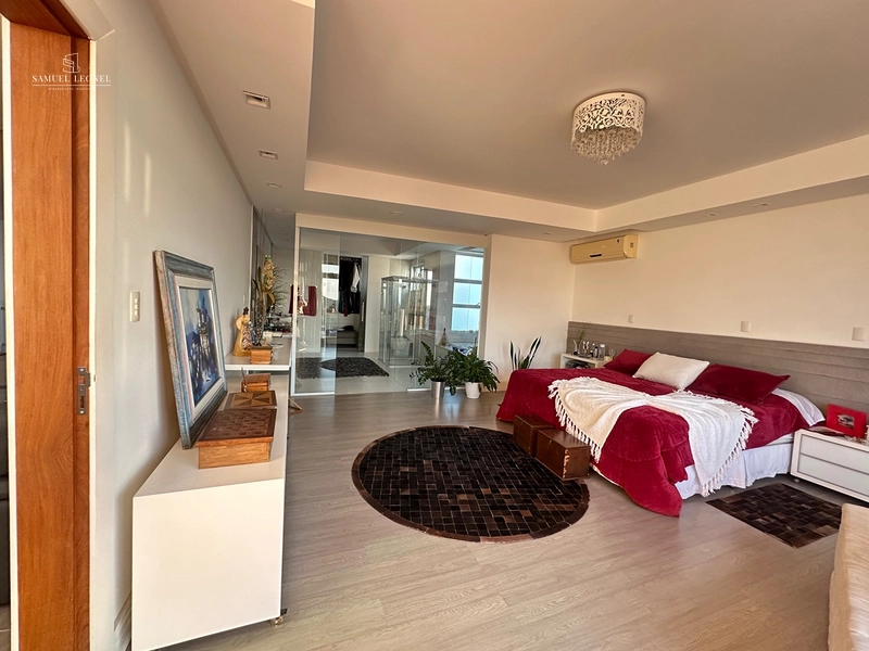 Casa duplex de três suítes a venda no condomínio Spina Ville I por 1.750.000,00: 1ª foto da galeria de imagens do imóvel