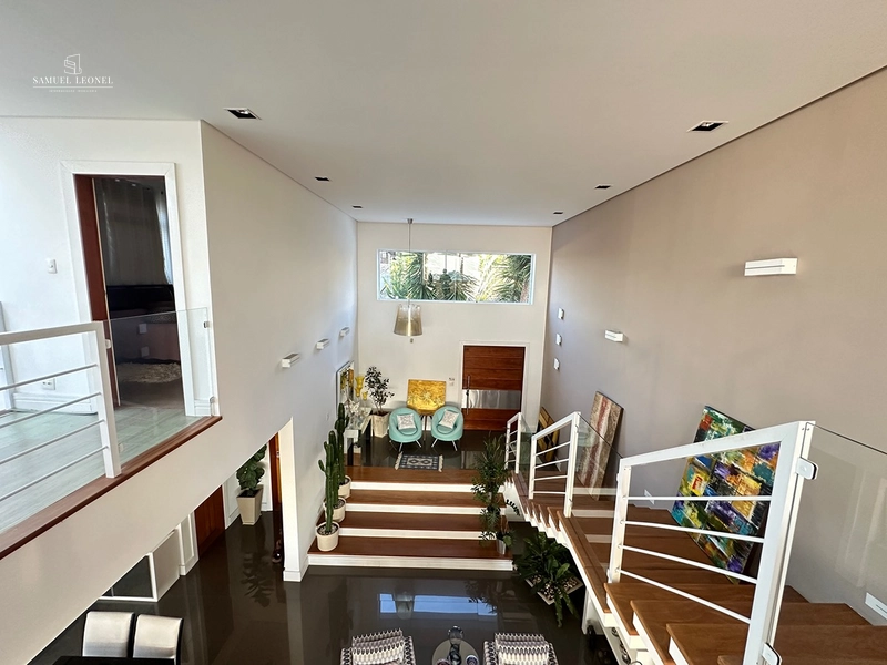 Casa duplex de três suítes a venda no condomínio Spina Ville I por 1.750.000,00: 14ª foto da galeria de imagens do imóvel
