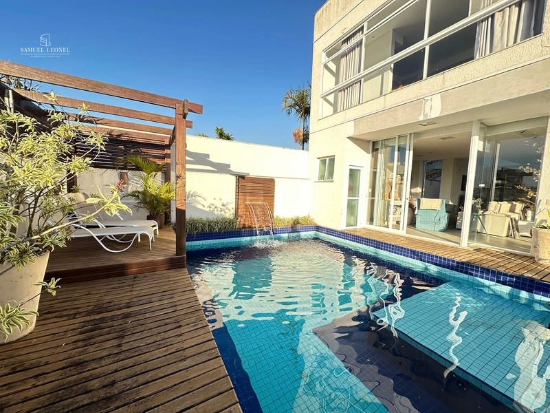 Casa duplex de três suítes a venda no condomínio Spina Ville I por 1.750.000,00: 21ª foto da galeria de imagens do imóvel