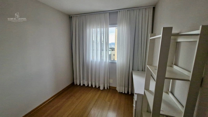 Cobertura duplex de três quartos, sendo um suíte, à venda no bairro Estrela Sul, em Juiz de Fora.: 15ª foto da galeria de imagens do imóvel