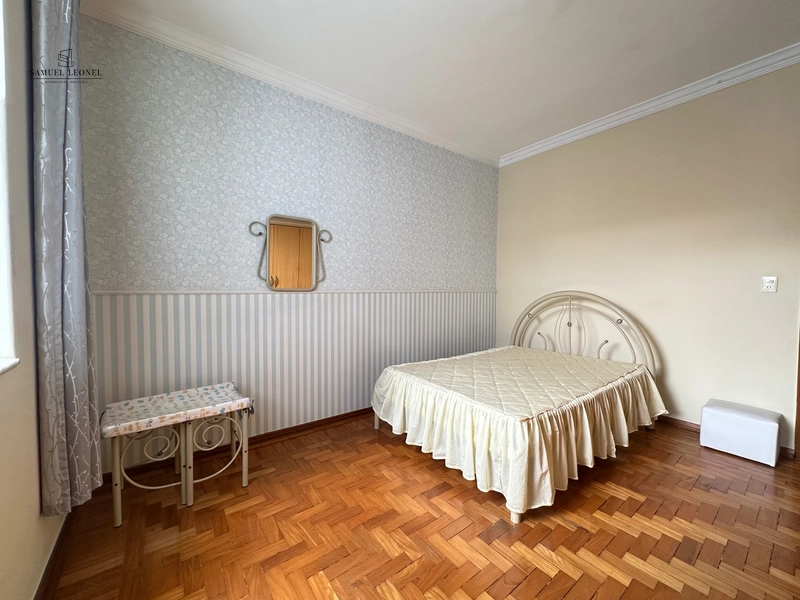Casa a venda com 6 dormitórios 4 suítes , 4 vagas no Bairu: 5ª foto da galeria de imagens do imóvel