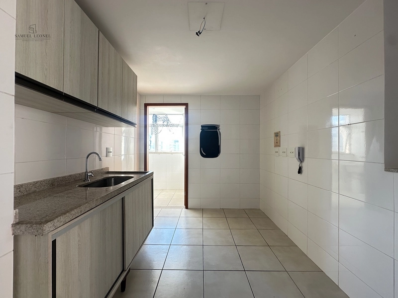 Apartamento de dois quartos um suíte com vaga e elevador à venda na avenida Rio Branco centro de Juiz de Fora : 7ª foto da galeria de imagens do imóvel