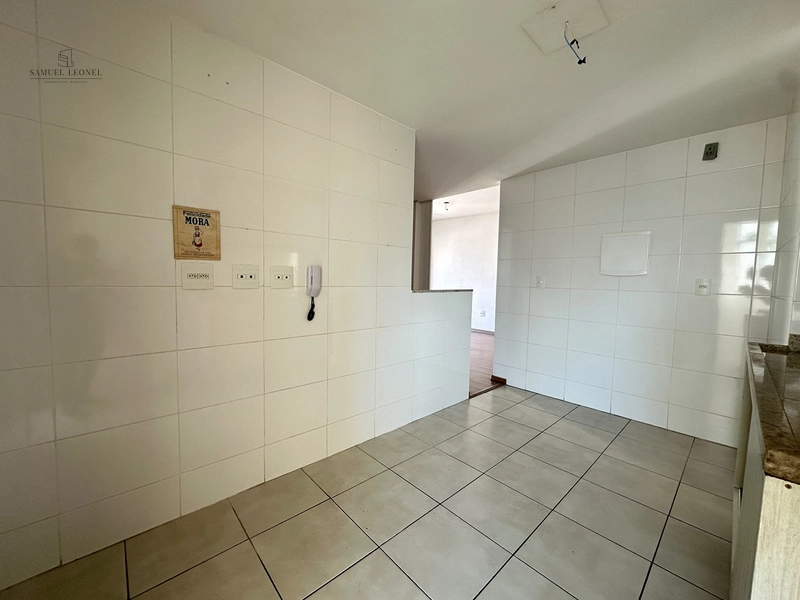 Apartamento de dois quartos um suíte com vaga e elevador à venda na avenida Rio Branco centro de Juiz de Fora : 12ª foto da galeria de imagens do imóvel